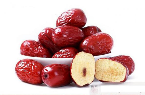 فروش تضمینی انواع میوه عناب خشک